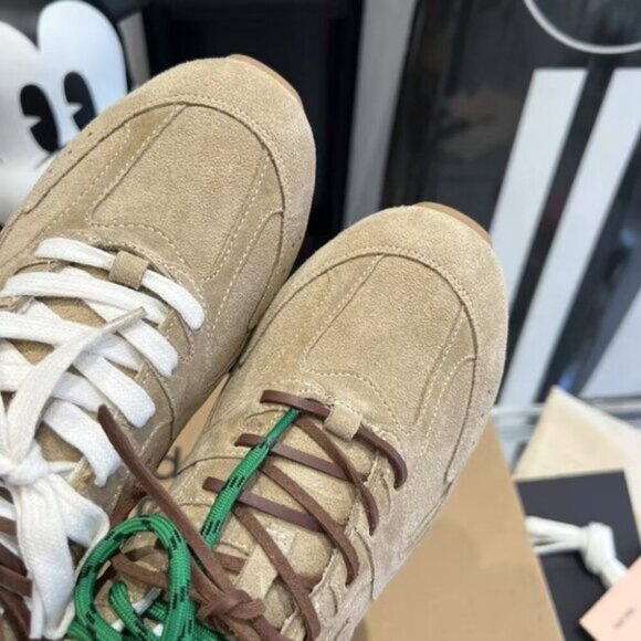 🍮Miu Miu x New Balance 530 Suede Sneakers